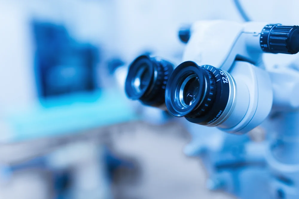 Chirurgie rétine Annecy 74 - Dr Guignier