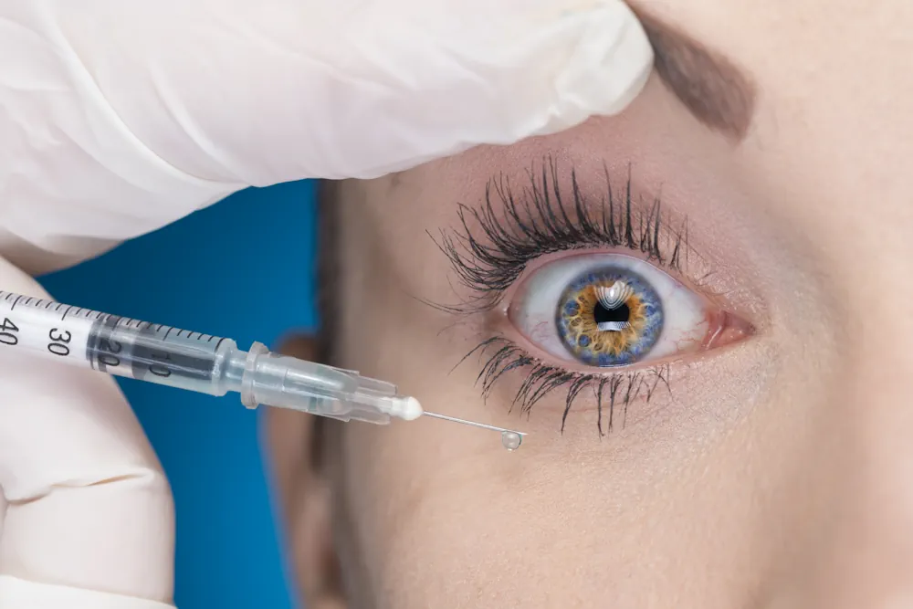 Injections intra-vitréennes (IVT) Annecy - seringue oeil